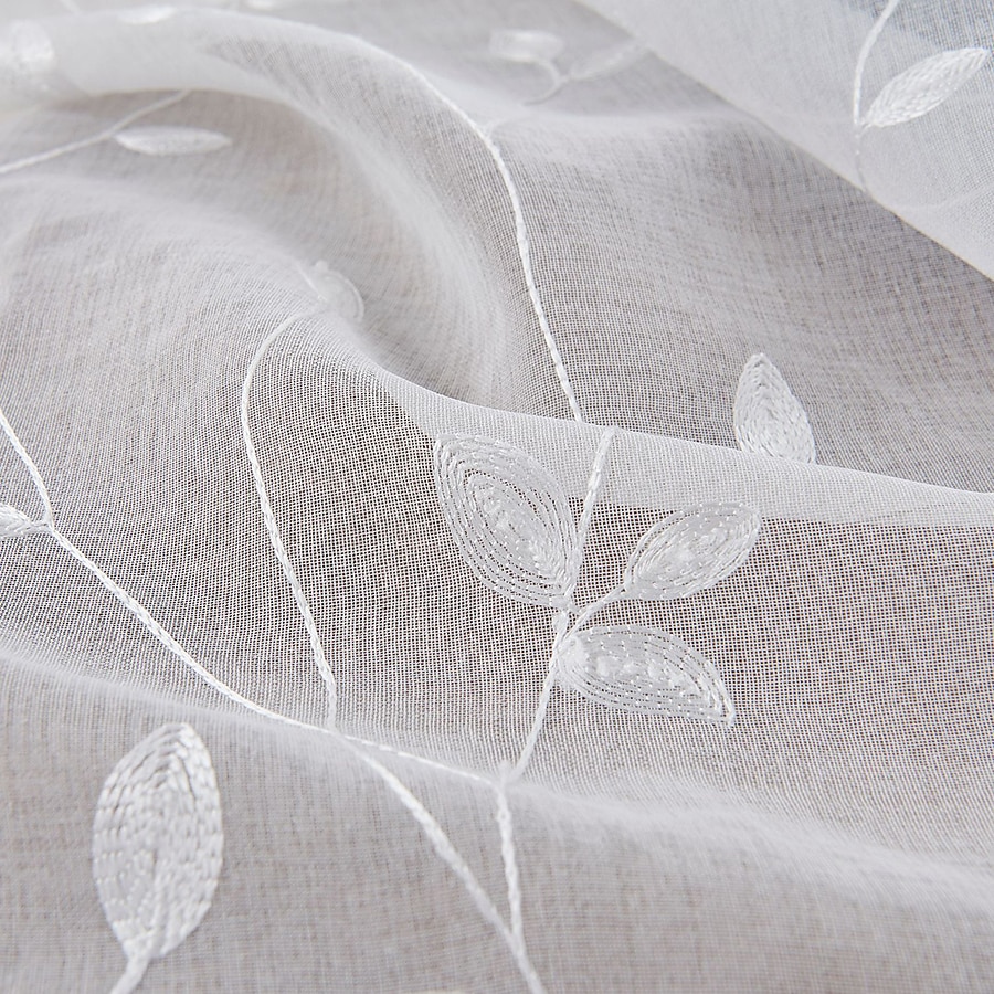 Rideau semi-transparent blanc brodé de feuilles, ensemble de rideaux à passe-tringle, panneau de fenêtre, drapé pour chambre de fille/chambre d'enfant/crèche/salon 1 panneau de 2025 ? $18.49 –P5
