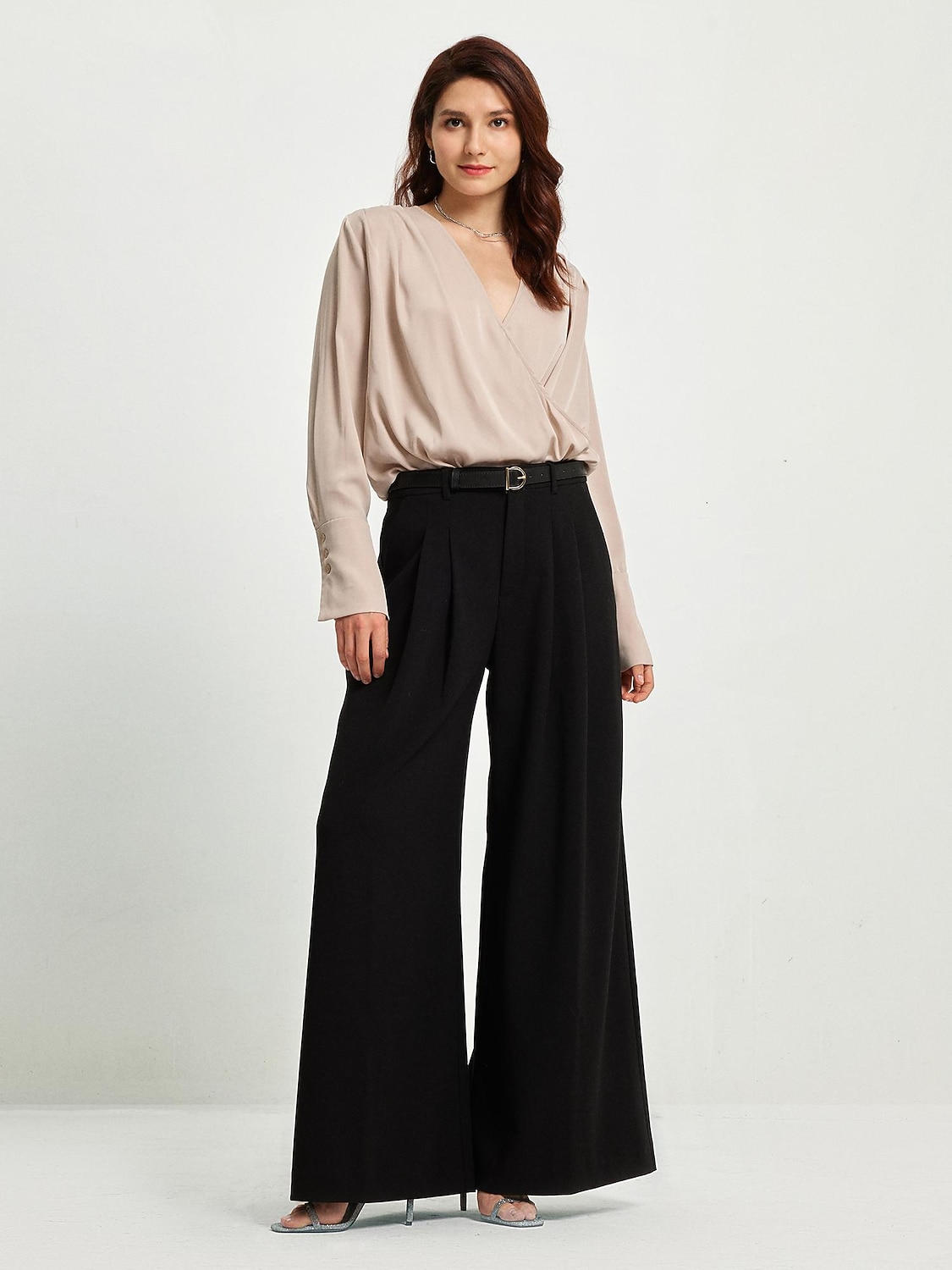 langermet bluse for kvinner uformell essensiell arbeidstop satengbeige v-hals imitert omslagsbluse 2025 - $4.99 –P3