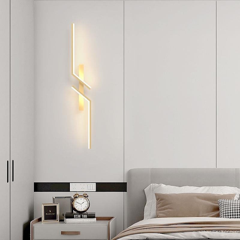 Lampada da parete a led nera moderna lampada da parete lineare in metallo lampada da parete per interni a led applique da parete design a lunga striscia lampada da parete per interni per soggiorno del 2025 a $104.99 –P7