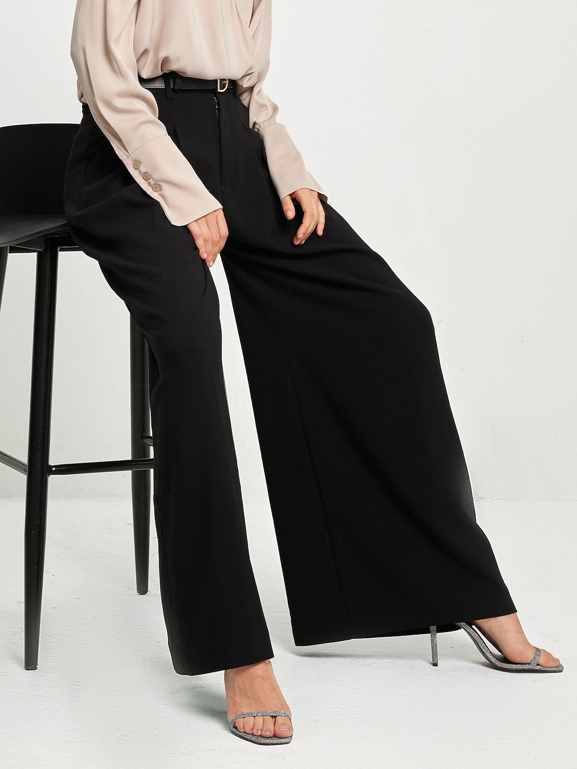 gerade Hose in voller Länge mit Falten 2025 - $51.99 –P6