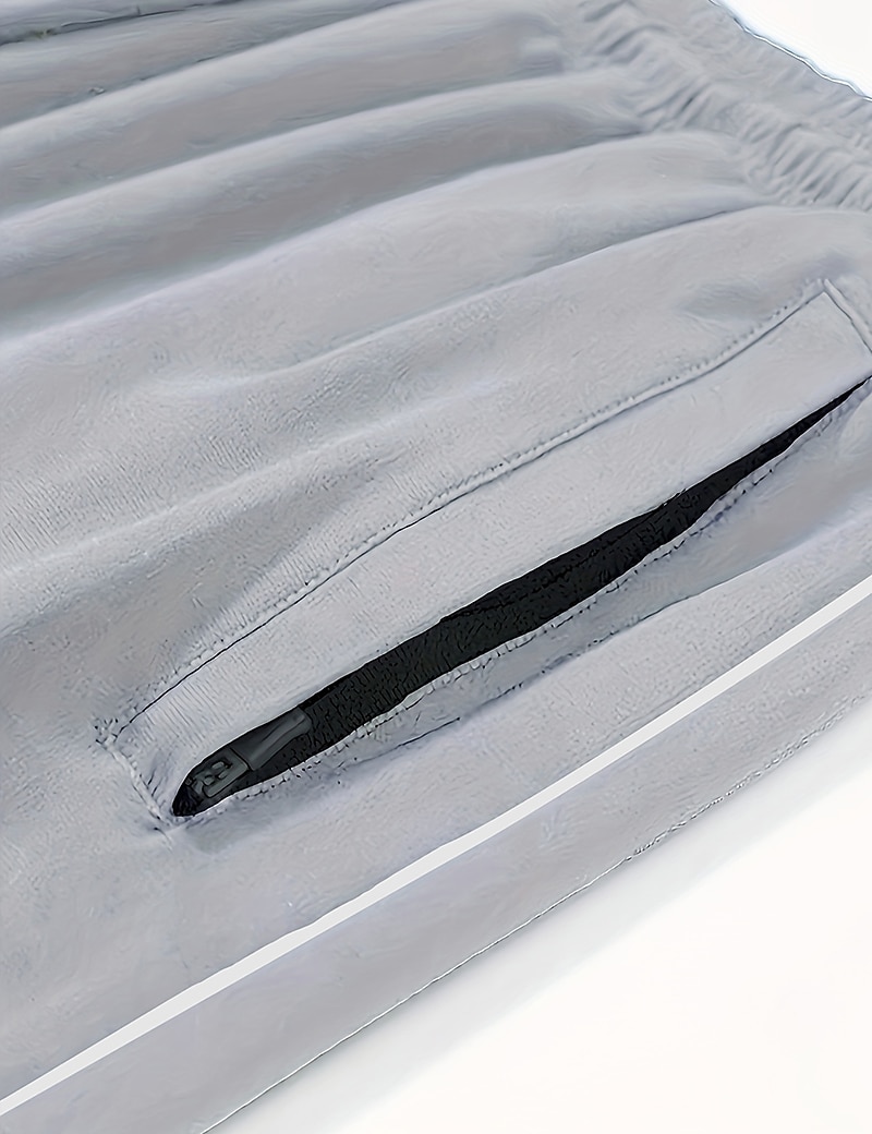 Per uomo Pantaloncini sportivi Pantaloncini Running Pantaloncini da palestra Sport Per uscire Fine settimana Traspirante Asciugatura rapida Corsa Casuale Tasche A cordoncino Vita elastica Liscio del 2026 a $18.99 –P9