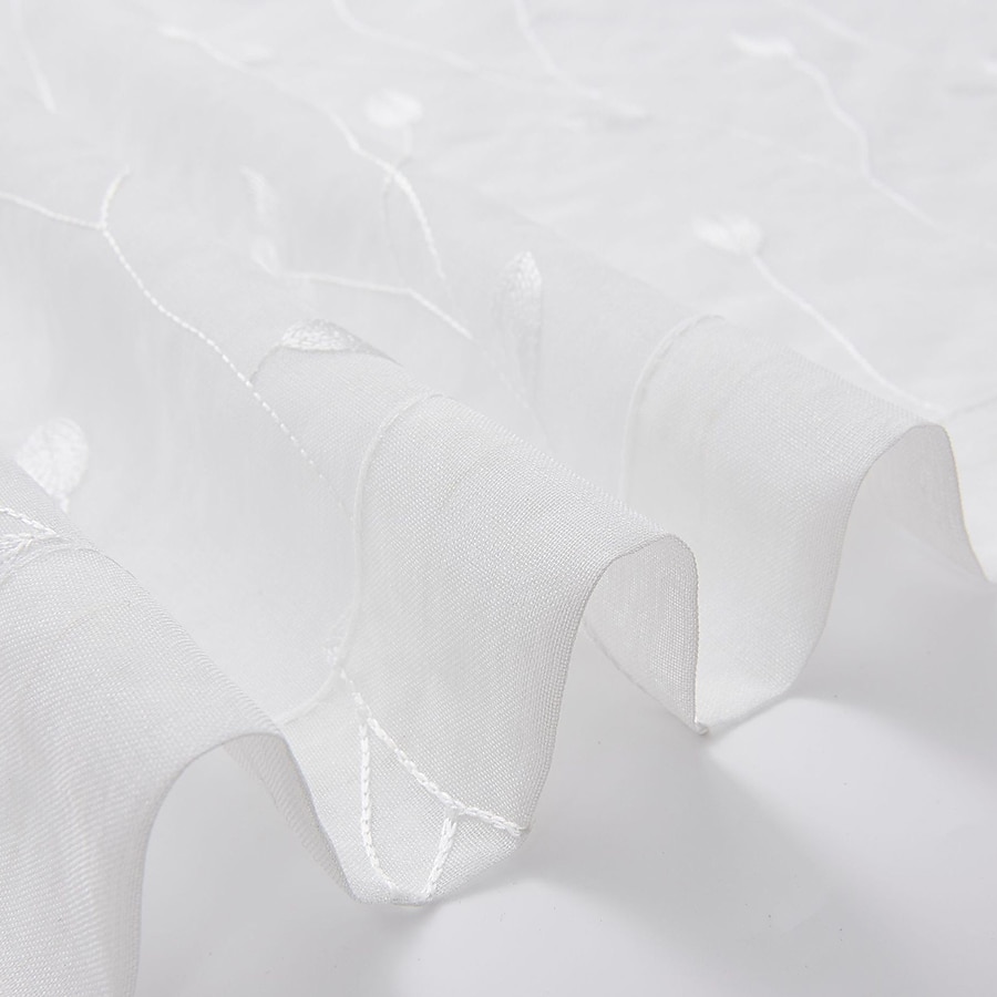 Rideau semi-transparent blanc brodé de feuilles, ensemble de rideaux à passe-tringle, panneau de fenêtre, drapé pour chambre de fille/chambre d'enfant/crèche/salon 1 panneau de 2025 ? $18.49 –P6