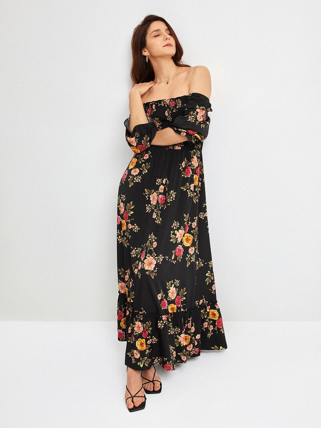 vestido de férias de primavera com padrão floral de 2025 por $75.99 –P7