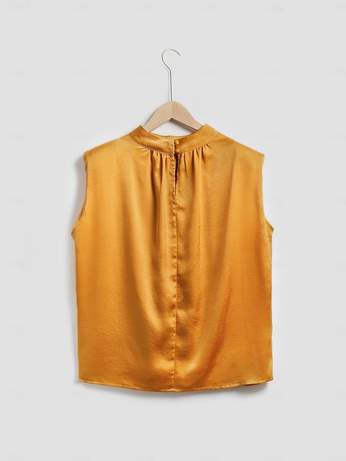 camicetta senza maniche in raso a collo alto del 2025 a $51.99 –P8
