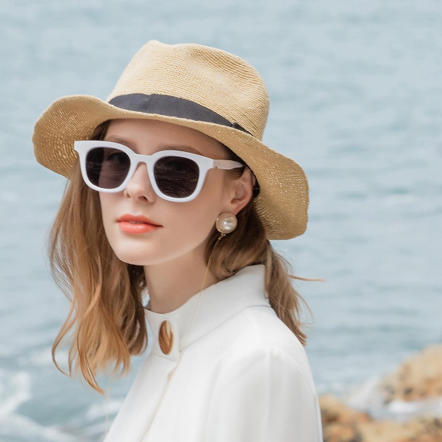 Chapeaux Fibre naturelle Paille Chapeau de seau Chapeau de Paille Chapeau de soleil Mariage Casual simple Classique Avec Ruban Casque Couvre-chef de 2025 ? $30.99 –P12