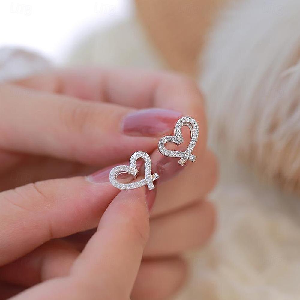Boucles d'oreilles à tige en diamant synthétique pour la Saint-Valentin, classiques, précieuses, élégantes, simples, bijoux en argent blanc pour mariage, fiançailles, 1 paire de 2025 ? $8.99 –P2