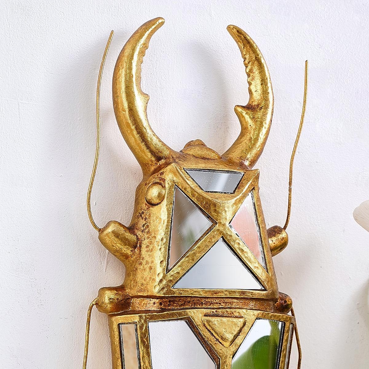 1PC Ccreative Rresin Mmaterial Gold Asilver Uunicorn Beetle Home Decoration Hhandicraft Wall Hanging with a Special Design Of Mmirror Inlaid Surface is a Good Collectible For Iinsect Eenthusiasts 2025 - $54.99 –P4