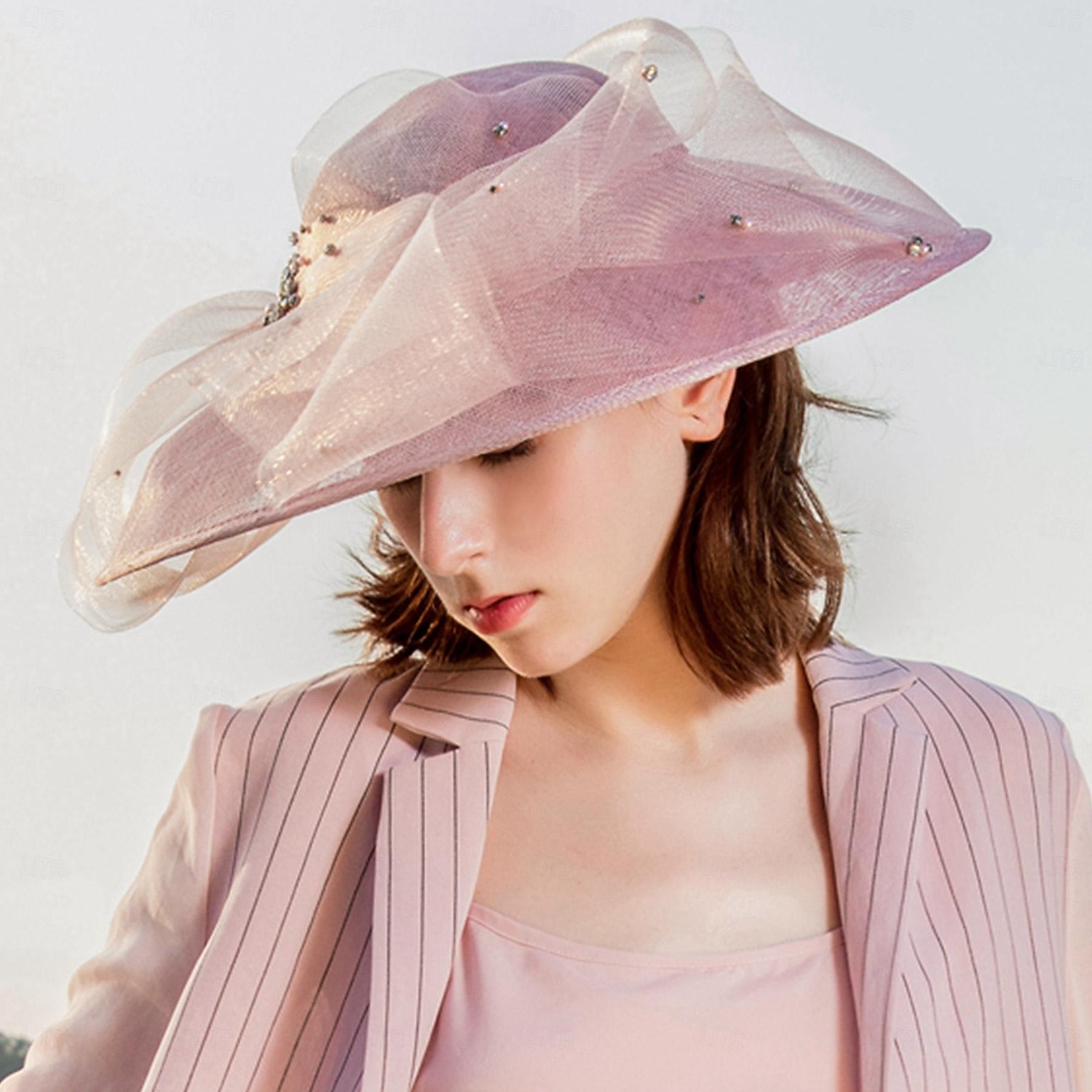 hatter lin bowler / cloche hatt solhatt topp hatt bryllup cocktail elegant britisk med rhinestone tyll hodeplagg hodeplagg 2025 - $75.99 –P2