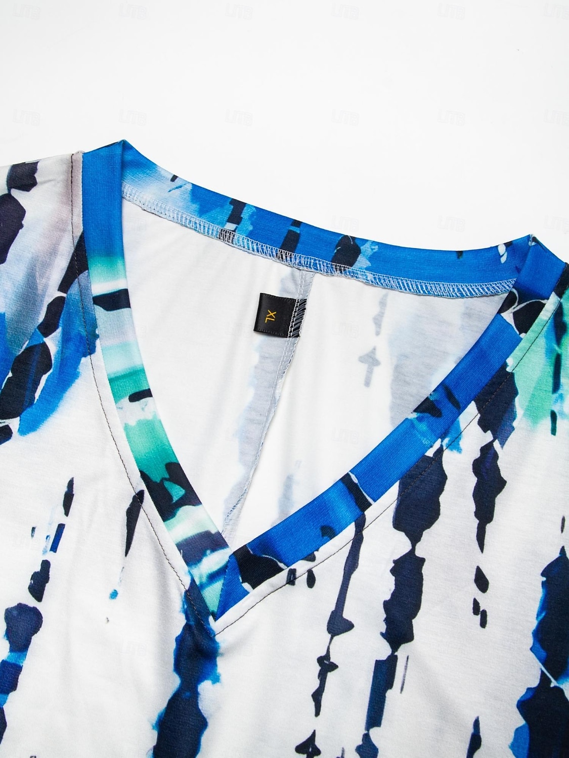 robe longue femme col en V imprimé tie-dye bleu vert blanc fente latérale décontractée plage été fluide confortable polyvalent manches courtes tailles disponibles mode de 2025 ? $51.99 –P3