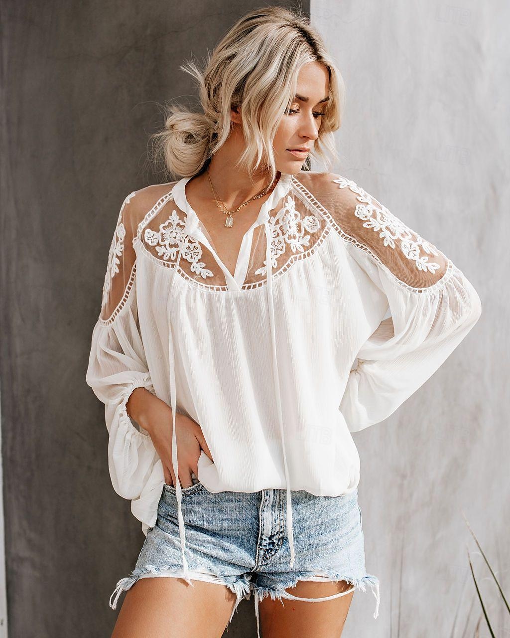 Chemise Chemise en dentelle Chemisier Haut patchwork en maille Femme Noir Blanche Couleur unie Lacet Maille Plein Air du quotidien Mode Col V S de 2025 ? $25.99 –P11