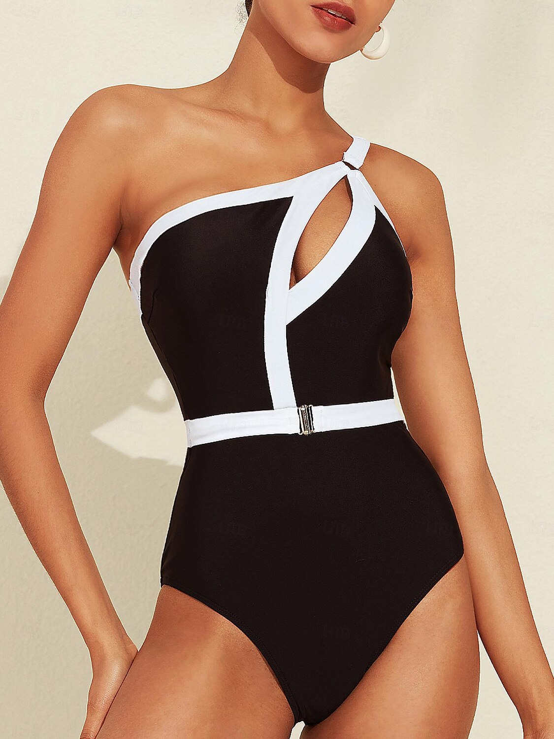 maiô de um ombro com buraco contrastante hepburn de 2025 por $26.99 –P3