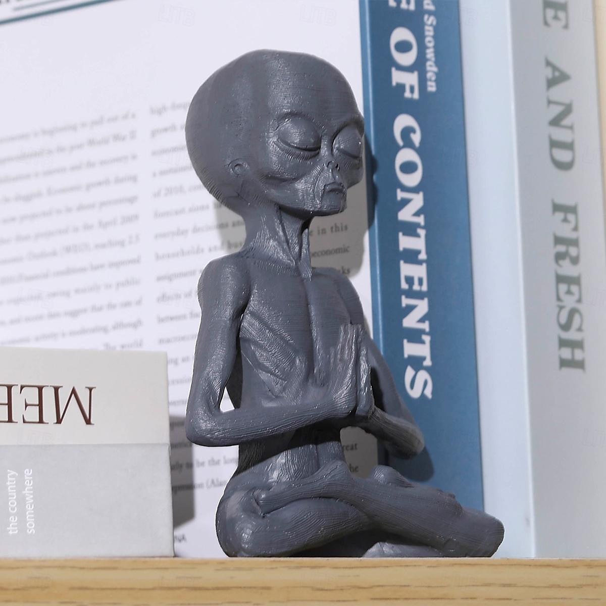 Garden Statue Meditating Alien Sculptures, Meditating Alien Resin Ornament, UFO Indoor Outdoor Garden Decor, Meditating Alien Figurines 2025 - $13.99 –P2