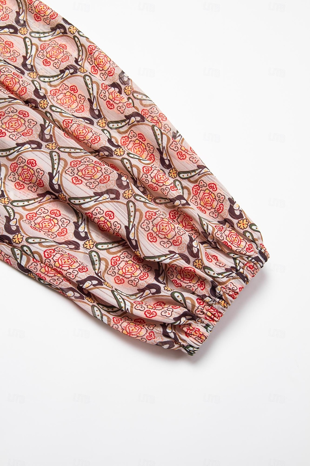 camicetta casual con maniche a sbuffo geometriche del 2025 a $61.99 –P12