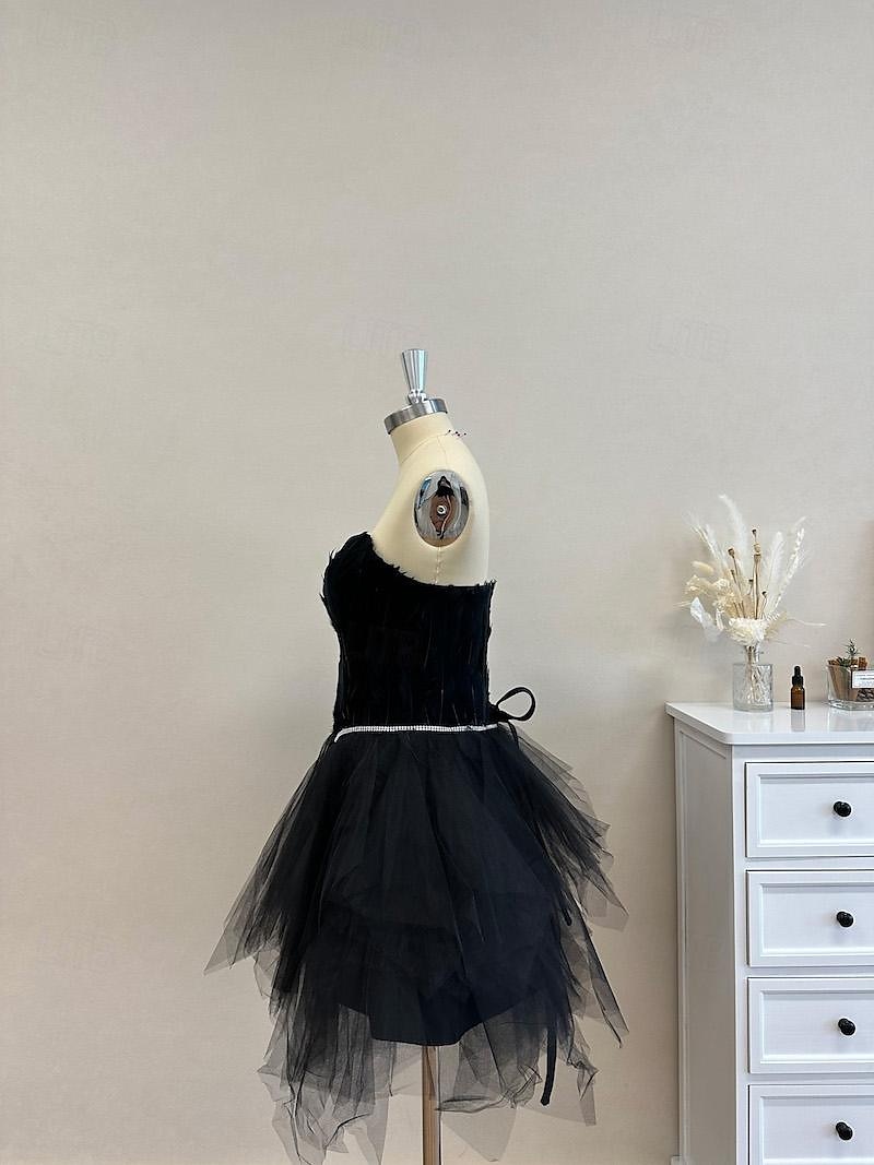 Abiti Corto / Mini Tutu Set di accessori Abito di piume Gioielli per la testa Senza maniche Cigno nero Piuma Romantico Moda Tubino / Colonna All'americana Normale Per donna Natale Halloween Carnevale del 2025 a $95.99 –P9