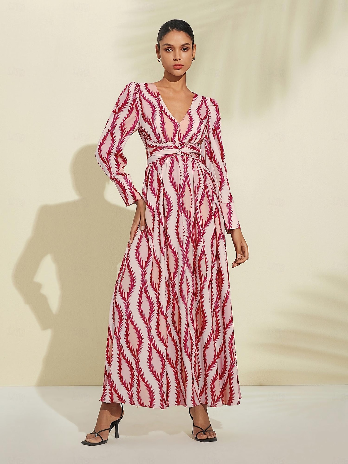 Per donna Orlo maxi Raso Maxi Vestito maxi SALMONE Bianco Manica lunga Modello di piante Fiore / Piante Pulsante pianta Primavera A V Abito volante S M L del 2025 a $93.99 –P13