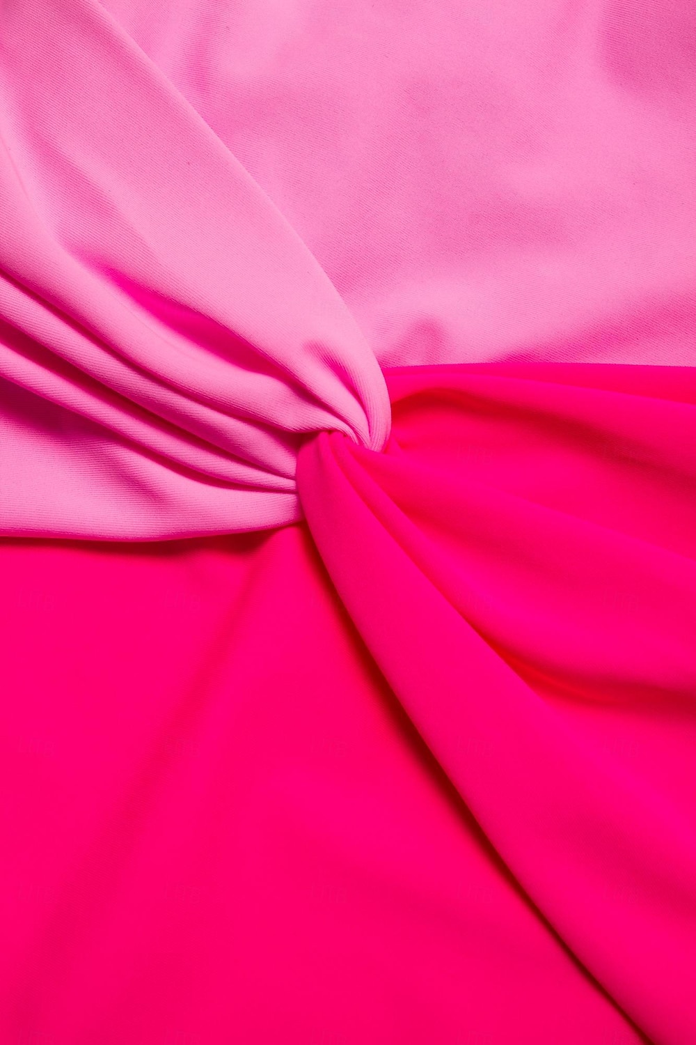 maiô de cor contrastante de 2026 por $14.99 –P9