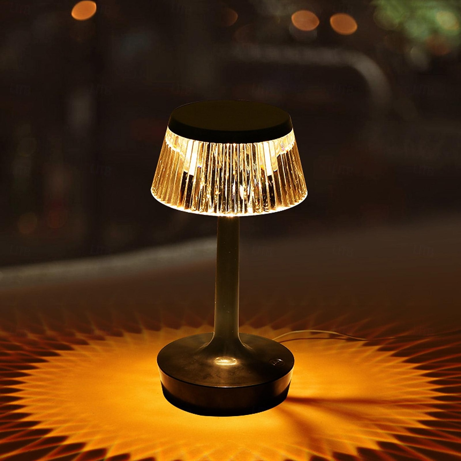 Candeeiro de mesa LED cogumelo com carregamento USB com design de interruptor de botão Candeeiro de mesa de três cores luz noturna decorativa mesa de cabeceira candeeiro noturno decoração interior para bar café quarto de 2025 por $26.99 –P11