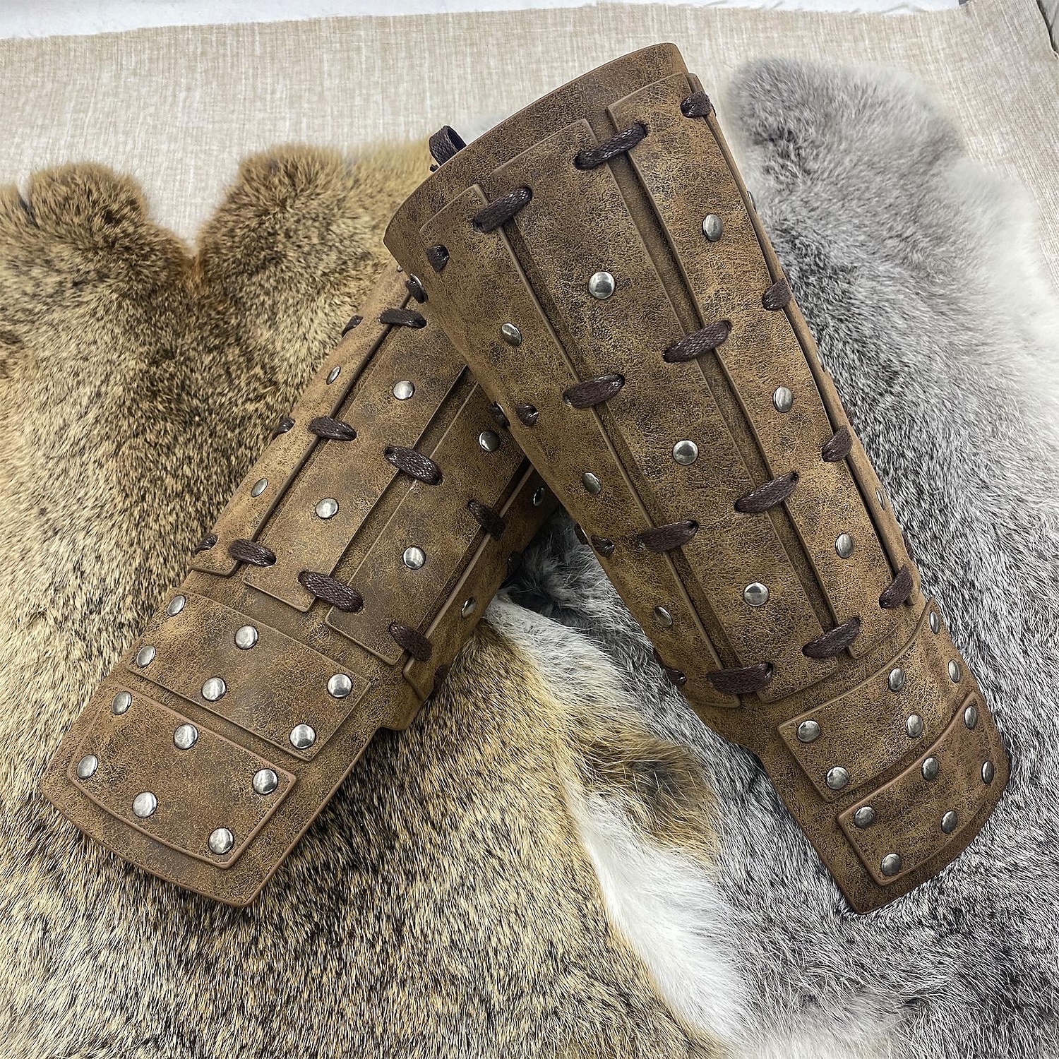 Retro Vintage Punk & Gothic Mittelalterlich Rüstung Armband Handgelenkstütze Wikinger Tempelritter Kreuzritter Ranger Schildmaid Bogenschießen Kostüm Herren Vikinger Fantasie Halloween Karneval 2026 - $20.99 –P9