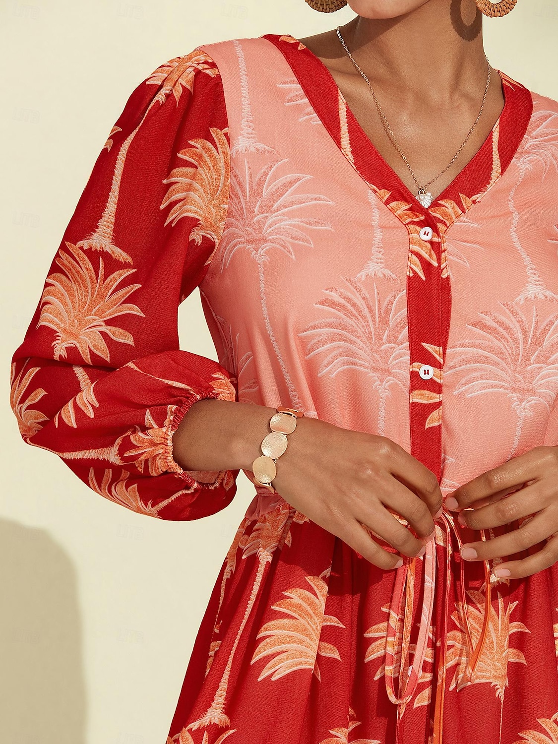 robe midi à fleurs et franges à col en V de 2025 ? $72.99 –P3