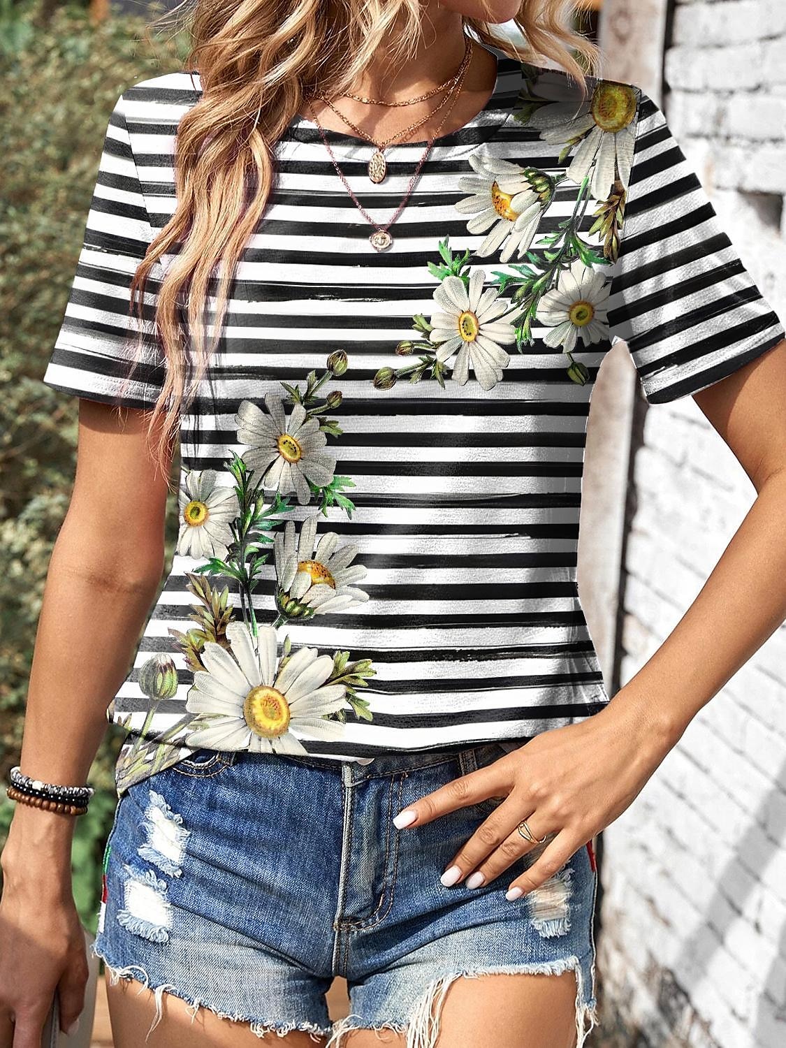 T-shirt Femme Daisy Floral Rayé Imprimé Col Rond Manches Courtes Décontracté Été Haut Ajustement Régulier Tee Noir Blanc Jaune de 2025 ? $19.99 –P2