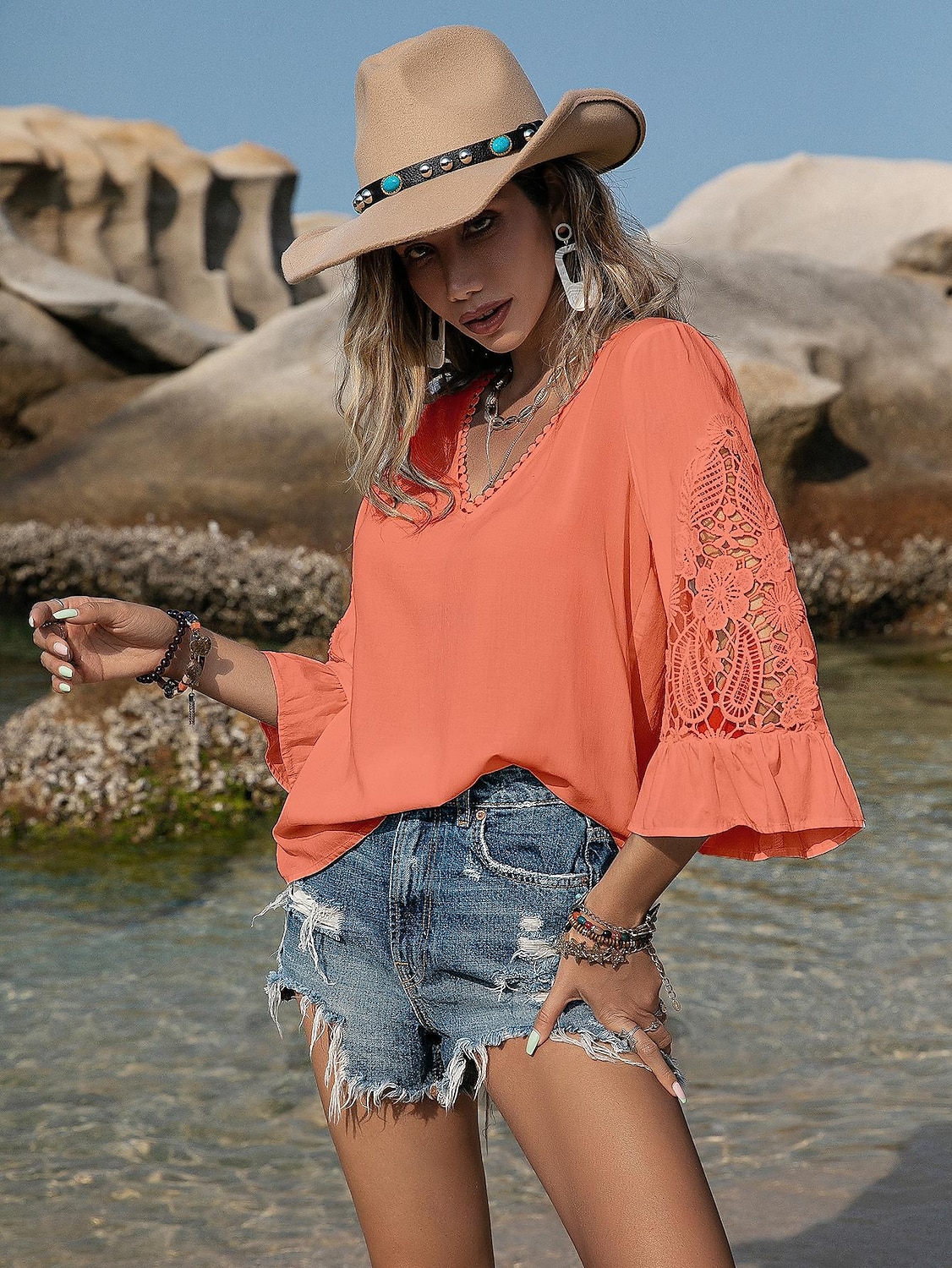 Bluse Eleganti in Pizzo per Donna con Occhielli Camicia Boho a Maniche 3/4 Collo a V Petits Romantici da Indossare in Estate e Vacanza Nero Arancione Estate Primavera del 2025 a $29.99 –P4