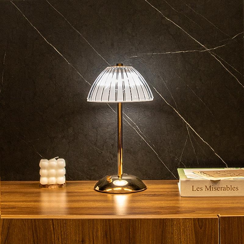 Kristall-Tischlampe, modern, minimalistisch, Touch, 3-farbig, stufenlose Dimmung, wiederaufladbar über USB, mit weichem Licht und langlebigem Akku 2025 - $48.99 –P2