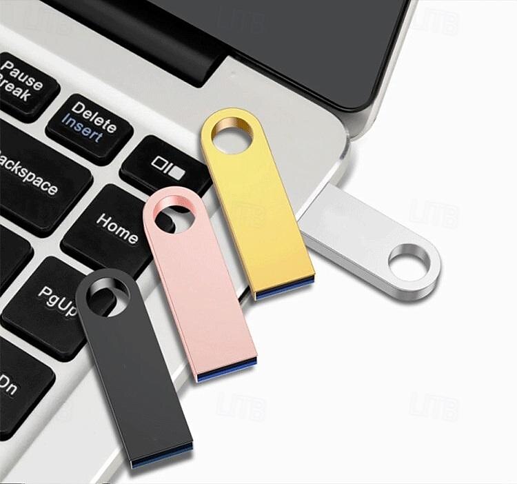 Estación de acoplamiento de 8 en 2 concentradores con conjunto de combinación de unidad flash USB 2025 - $26.99 –P4