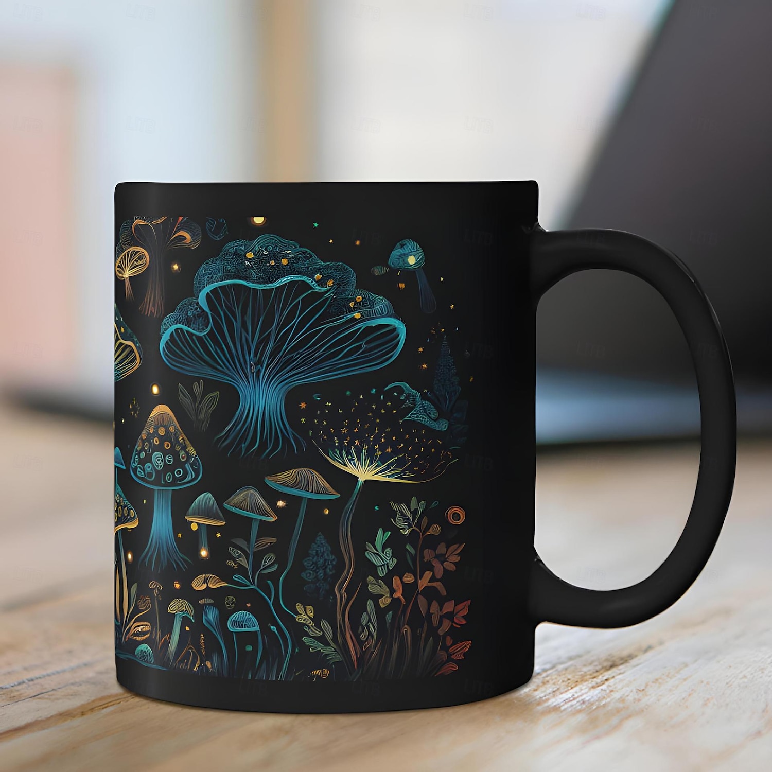 tazza di funghi magici, tazza di funghi, tazza di caffè con funghi neri, tazze di caffè novità, graziosi regali di funghi bioluminescenti, regali per gli amanti dei funghi del 2025 a $19.99 –P3
