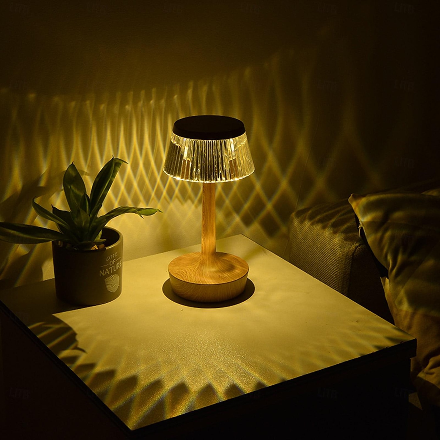 Candeeiro de mesa LED cogumelo com carregamento USB com design de interruptor de botão Candeeiro de mesa de três cores luz noturna decorativa mesa de cabeceira candeeiro noturno decoração interior para bar café quarto de 2025 por $26.99 –P10