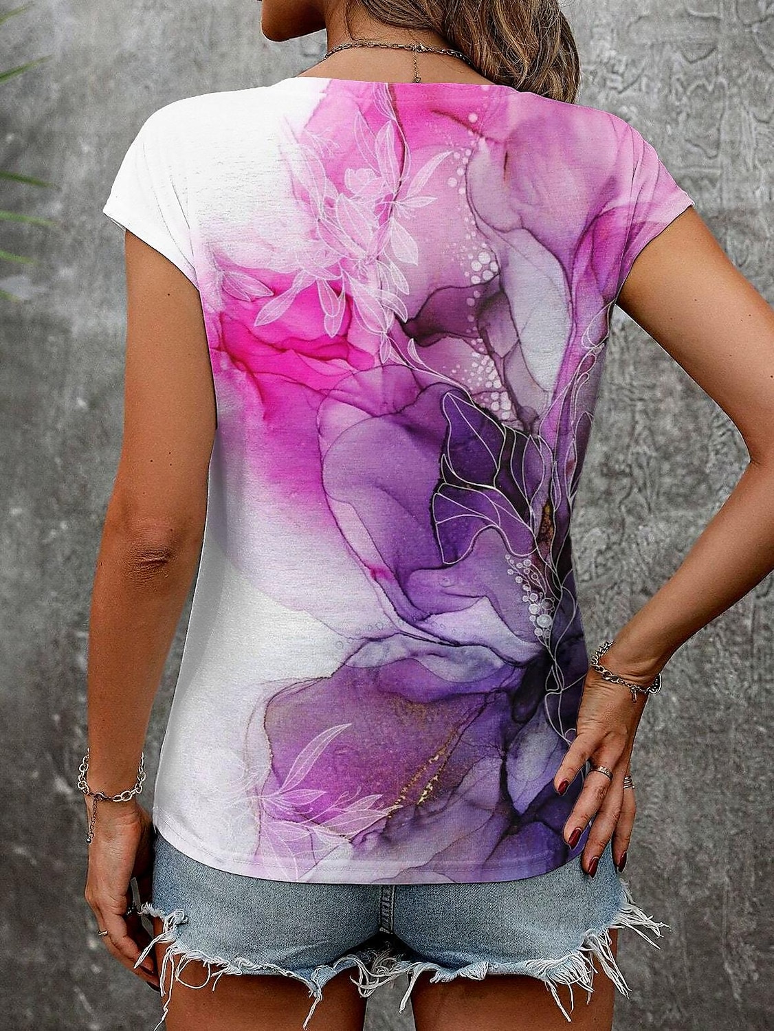 Débardeur en camisole pour femmes mode imprimé floral manches courtes débardeurs réguliers encolure en V décontracté vacances violet été de 2025 ? $17.99 –P3