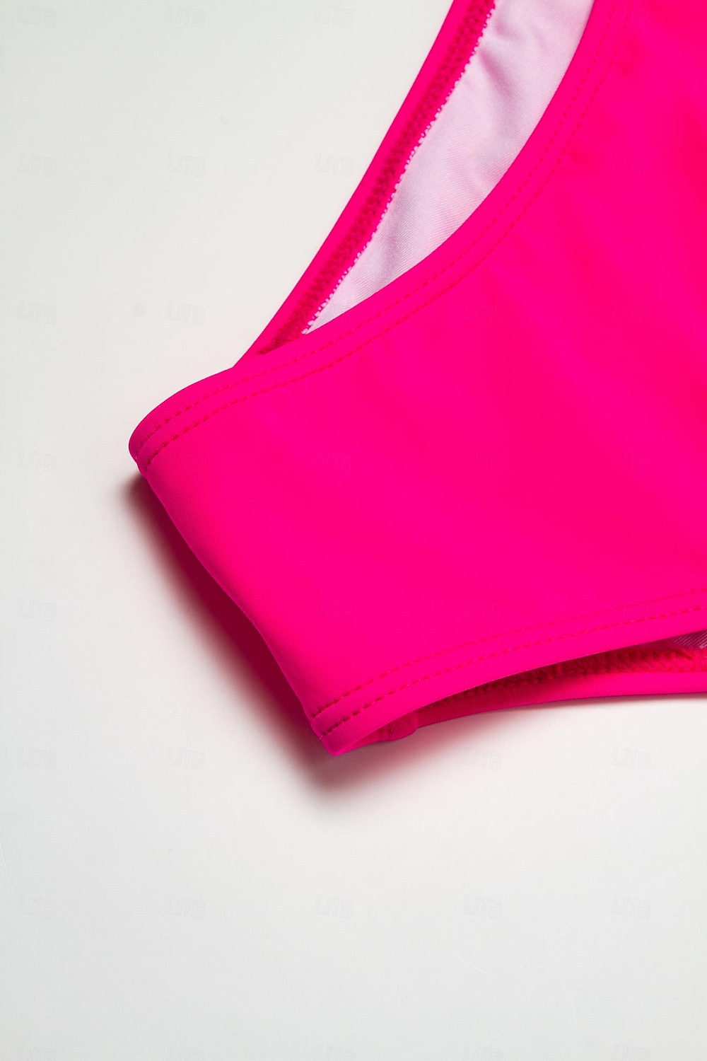 maiô de cor contrastante de 2026 por $14.99 –P10