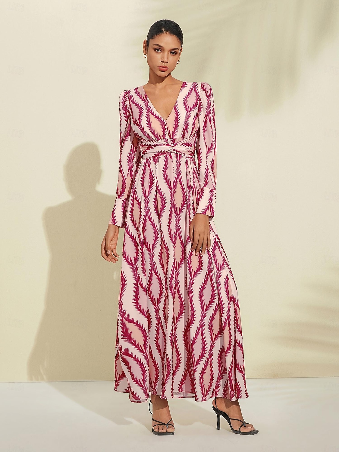 Per donna Orlo maxi Raso Maxi Vestito maxi SALMONE Bianco Manica lunga Modello di piante Fiore / Piante Pulsante pianta Primavera A V Abito volante S M L del 2025 a $93.99 –P14