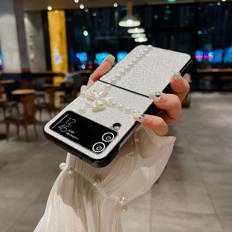 Phone Case For Samsung Galaxy Z Flip 7 Z Flip 6 Z Flip 5 Z Flip 4 Z Flip 3 for Women Girl Bling Glitter Shiny Shockproof Bow tie TPU 2025 - $13.99 –P17