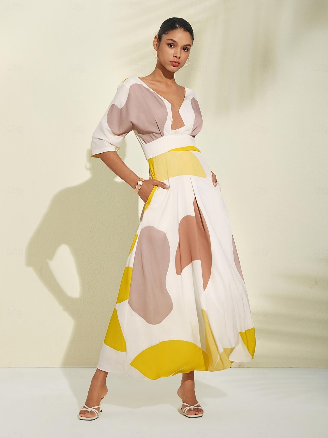 robe longue en satin à fleurs avec poche pour invités de mariage et col en V de 2025 ? $97.99 –P1
