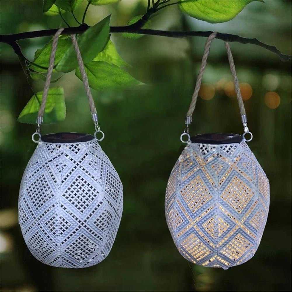 lampe d'extérieur solaire lanterne creuse imperméable corde de chanvre lampe d'art en fer imitation tissu motif lampe de cour pour décor de scène, décor de festivals de 2025 ? $30.99 –P7