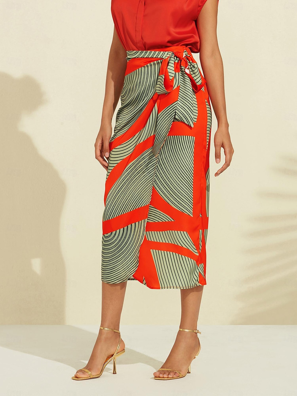 gonna midi in vita elasticizzata color block in raso del 2025 a $13.59 –P7
