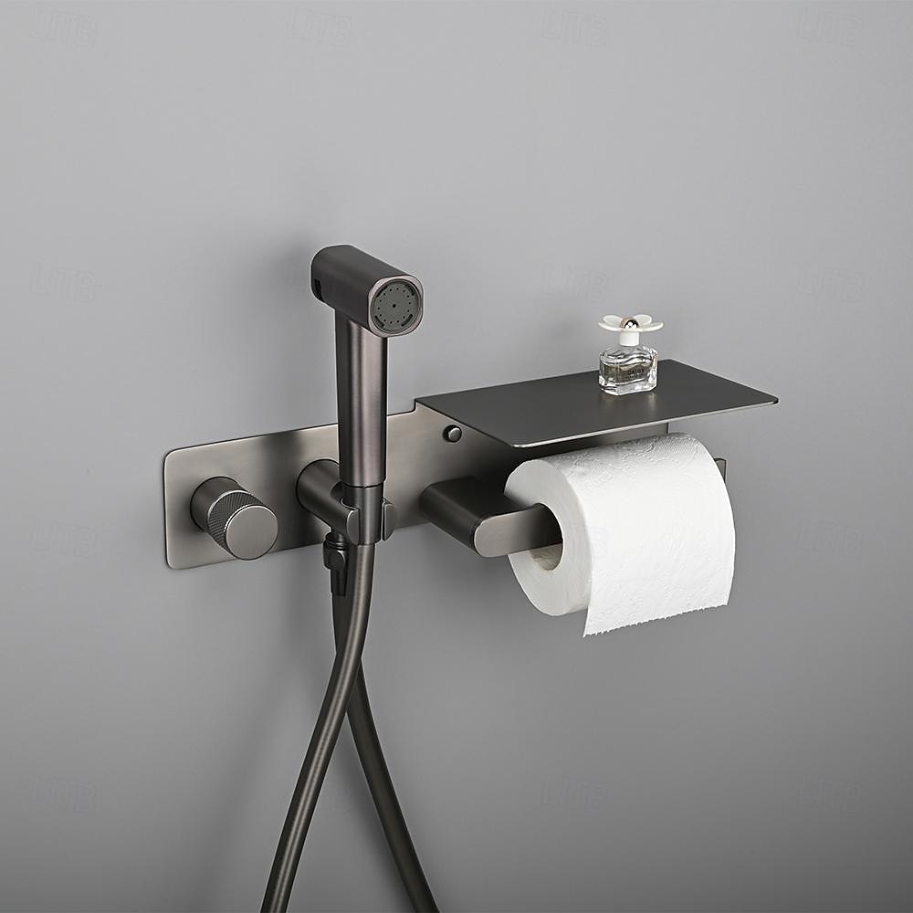spruzzatore per bidet oro spazzolato valvola in ottone a pulsante nascosto con ripiano porta carta spruzzatore in plastica tubo in pvc grigio del 2025 a $286.73 –P3