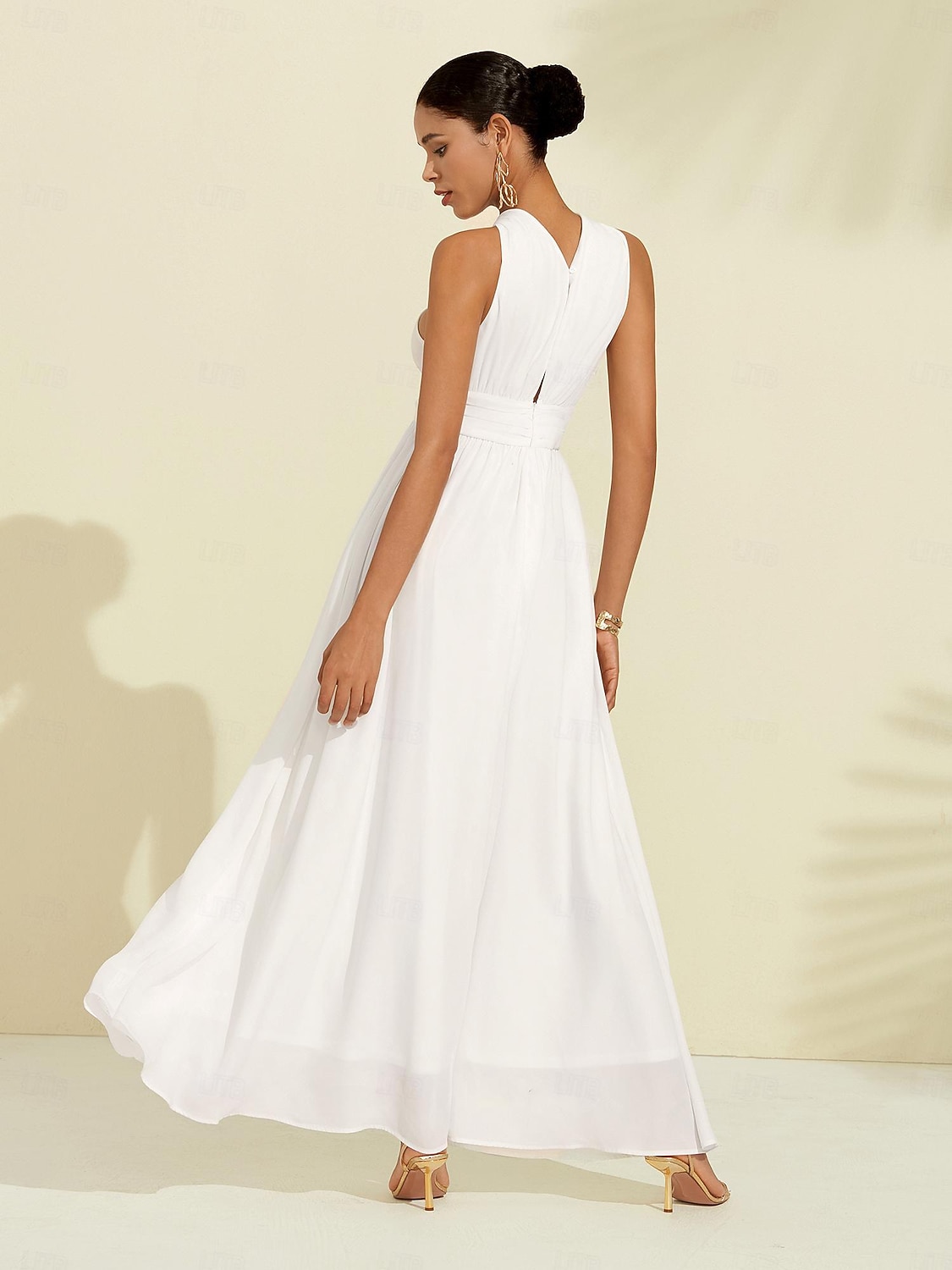 γυναικείο σιφόν λευκό καπίστρι αμάνικο κομψό φόρεμα για πάρτι/γαμήλιο μάξι φόρεμα για να εντυπωσιάσει το 2024 2026 - $69.99 –P2