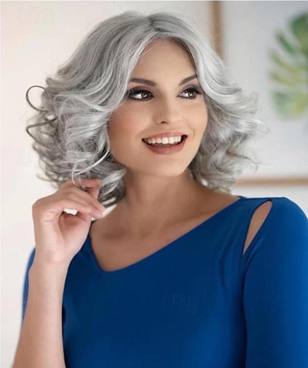 Perruques bouclées brunes courtes pour femmes perruque synthétique blonde mixte perruque de remplacement de cheveux bouclés rebondissants perruque bouclée avec racines foncées ruban blond gris de 2026 ? $22.99 –P7
