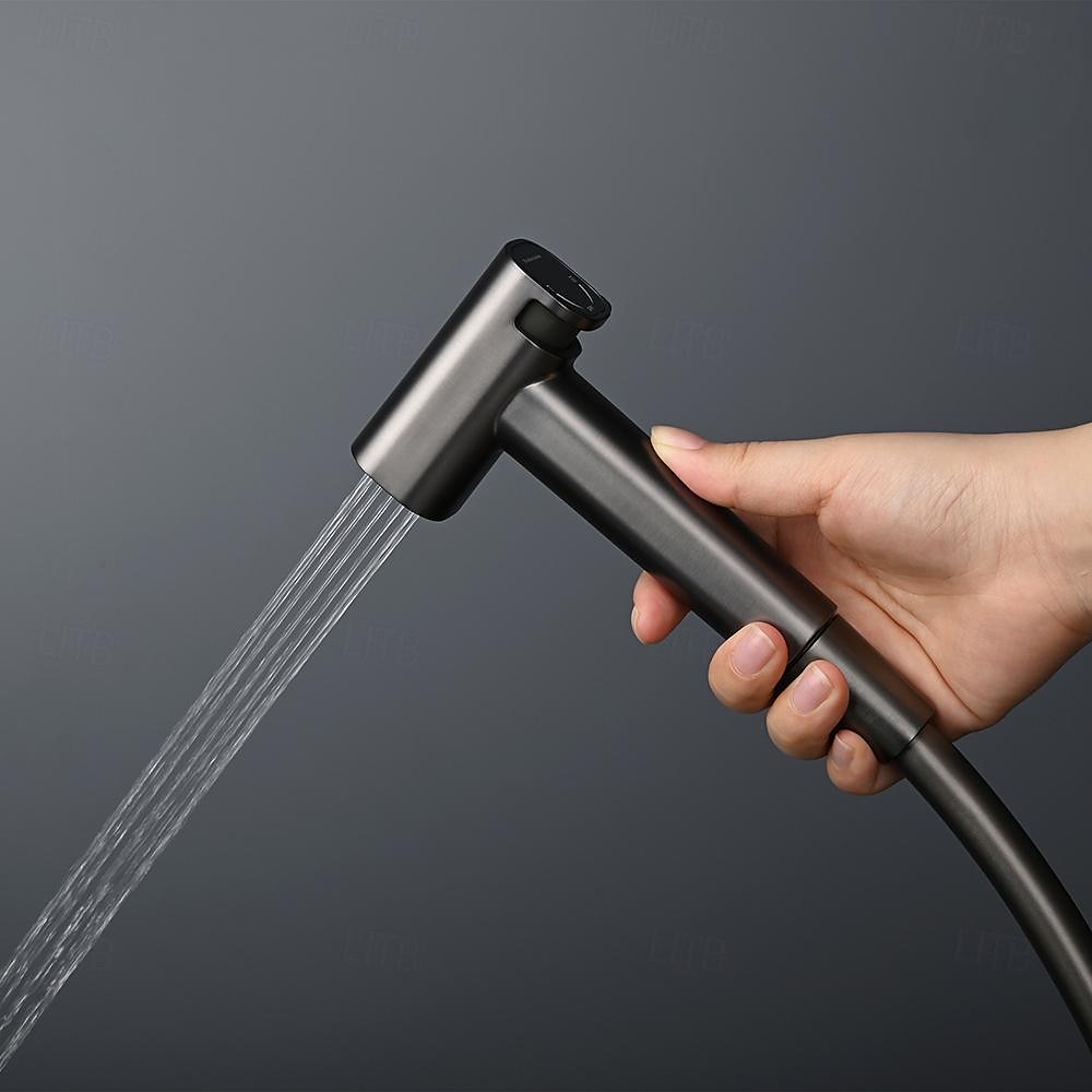 spruzzatore per bidet oro spazzolato valvola in ottone a pulsante nascosto con ripiano porta carta spruzzatore in plastica tubo in pvc grigio del 2025 a $286.73 –P8