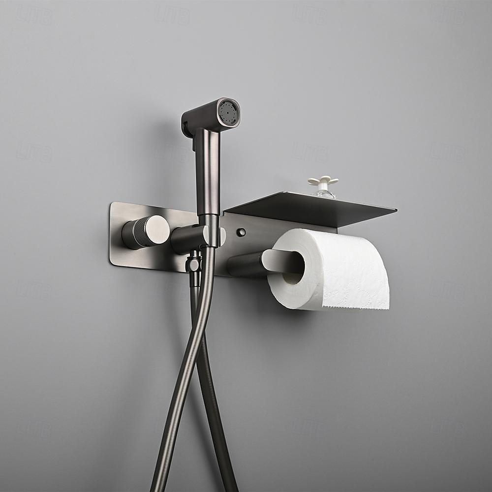 spruzzatore per bidet oro spazzolato valvola in ottone a pulsante nascosto con ripiano porta carta spruzzatore in plastica tubo in pvc grigio del 2025 a $286.73 –P5