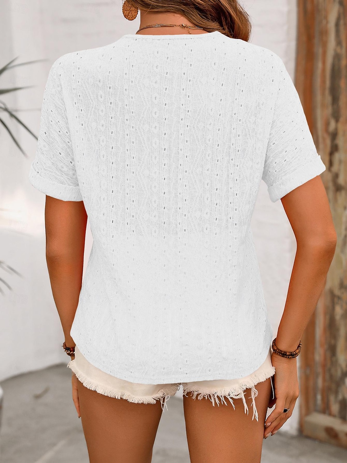 Blouses Éléguantes en Dentelle Blanche pour Femmes Top en Dentelle à Oeillets Mode Basique Regular Tops Manches Courtes Col en V Dentelle Ajustement Normal Vacances Quotidien Romantique Petits Tops de 2025 ? $21.99 –P4