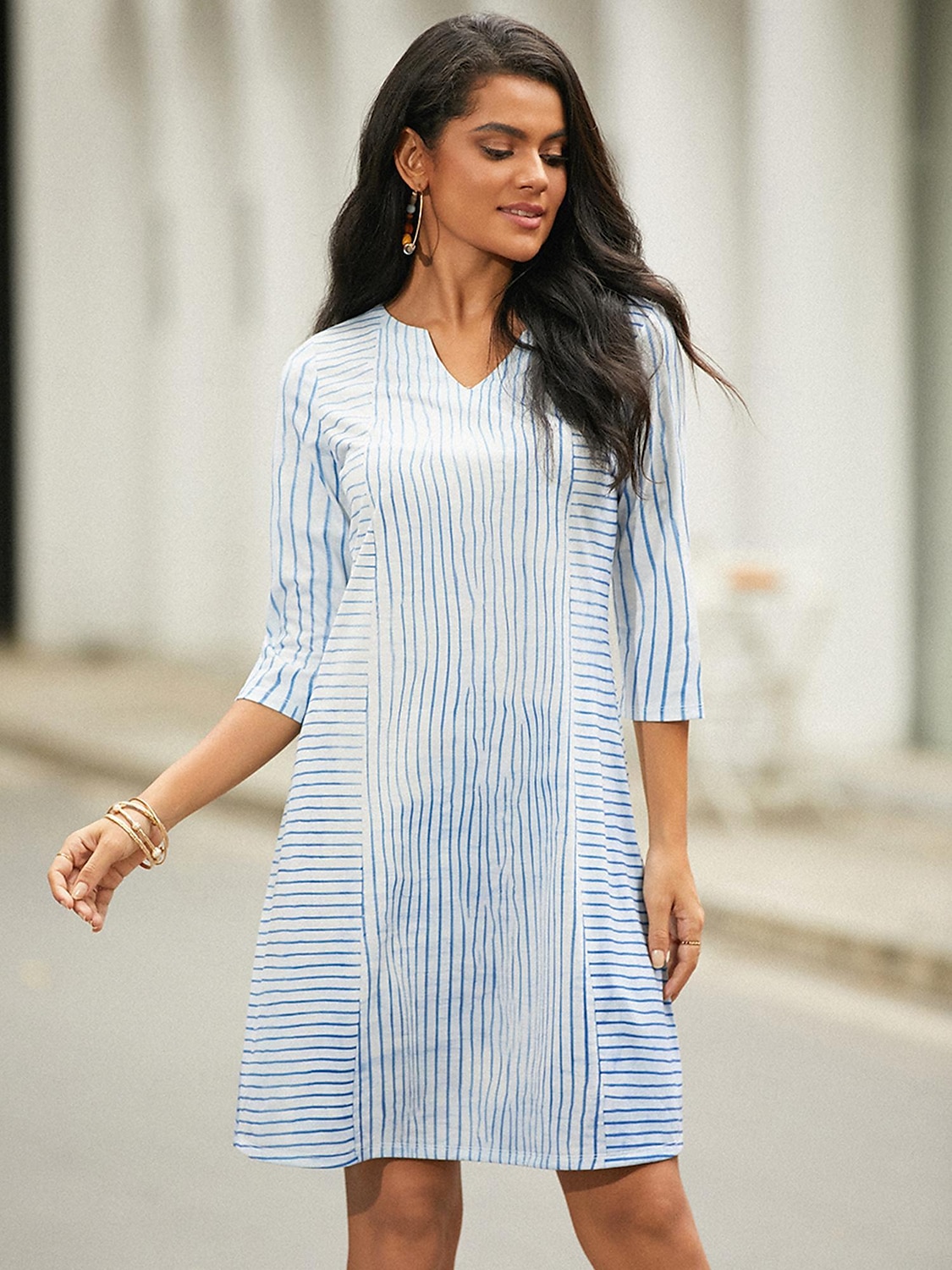 Mujer Mini vestido Mini vestido Vestido estilo camiseta Vestido de cambio Vestido de verano Elegante Activo Moda Exterior Vacaciones Trabajo Ajuste regular Raya Guingán Media Manga Escote en Pico 2025 - $26.99 –P5