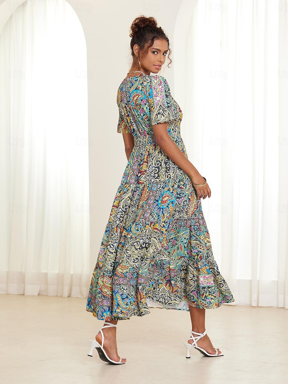 robe midi bohème pour femme col en V manches courtes imprimé cachemire évasé été décontracté tissu léger et respirant coloré style bohème vacances vêtements de plage multicolore disponible en de 2025 ? $49.99 –P6
