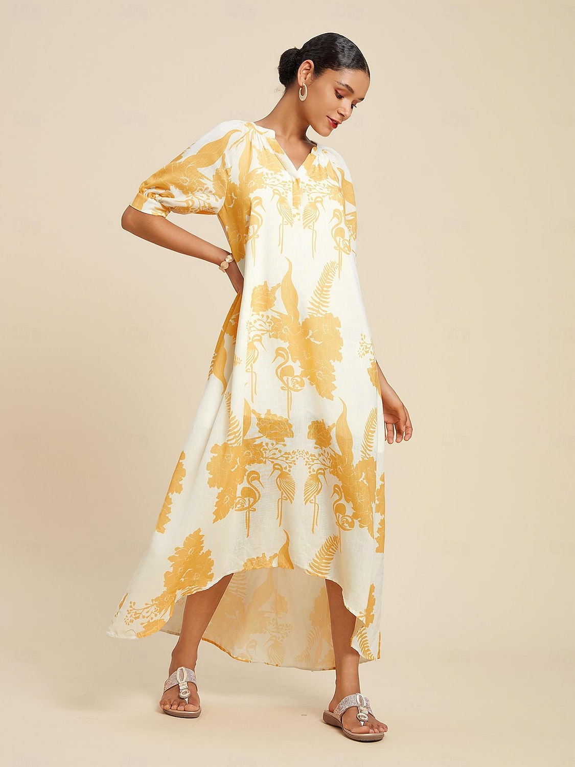 robe longue fleurie à col en V et coupe basse de 2025 ? $114.99 –P6