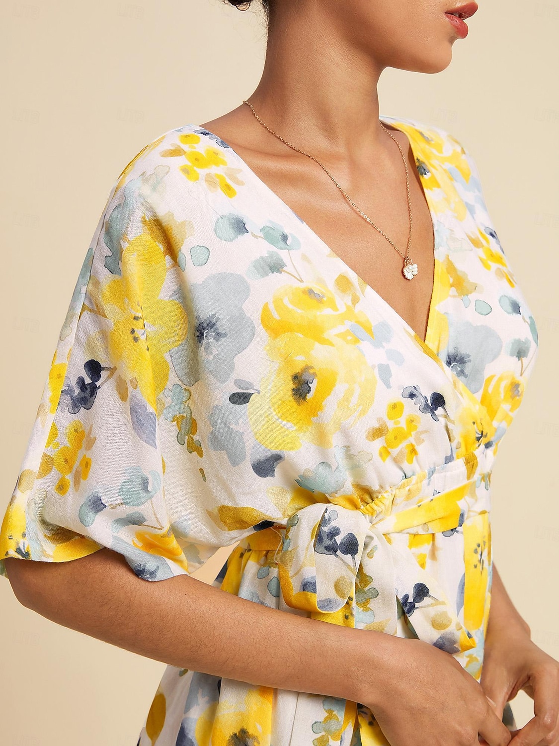 robe mi-longue fluide à imprimé floral de 2025 ? $82.99 –P2
