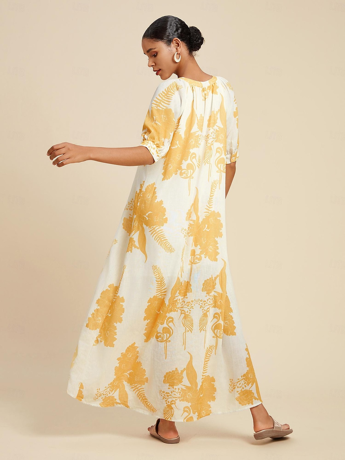 robe longue fleurie à col en V et coupe basse de 2025 ? $114.99 –P2