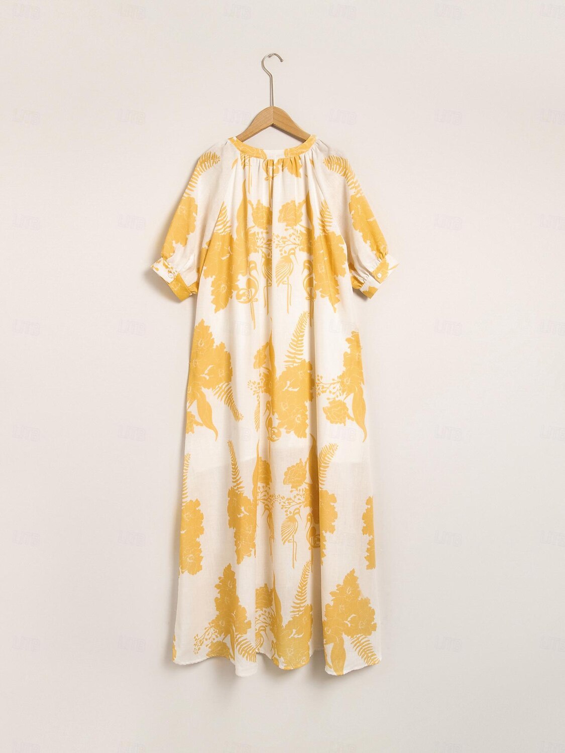 robe longue fleurie à col en V et coupe basse de 2025 ? $114.99 –P8