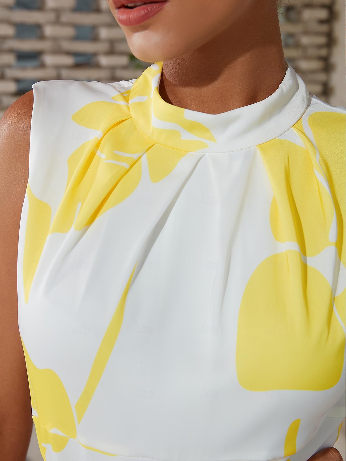 kukkakuvioinen satiinihaalari 2026 - $25.49 –P3