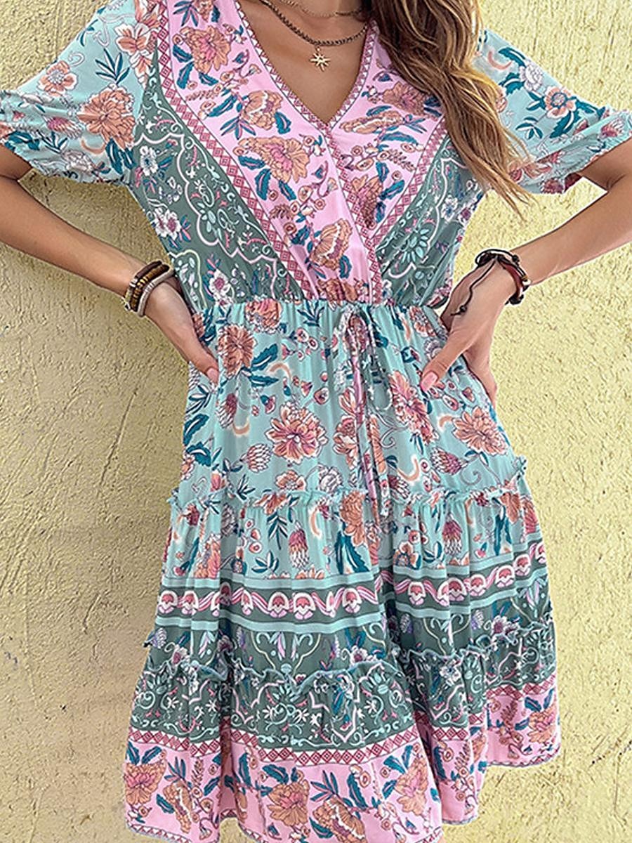 Femme Mini robe Robe casual Robe Trapèze Robe d'été robe boheme mode Ethnique Décontractées Vacances du quotidien Rendez-vous Standard Floral Manche Courte Col V Noir Rouge Bordeaux Vert Eté de 2025 ? $27.99 –P15
